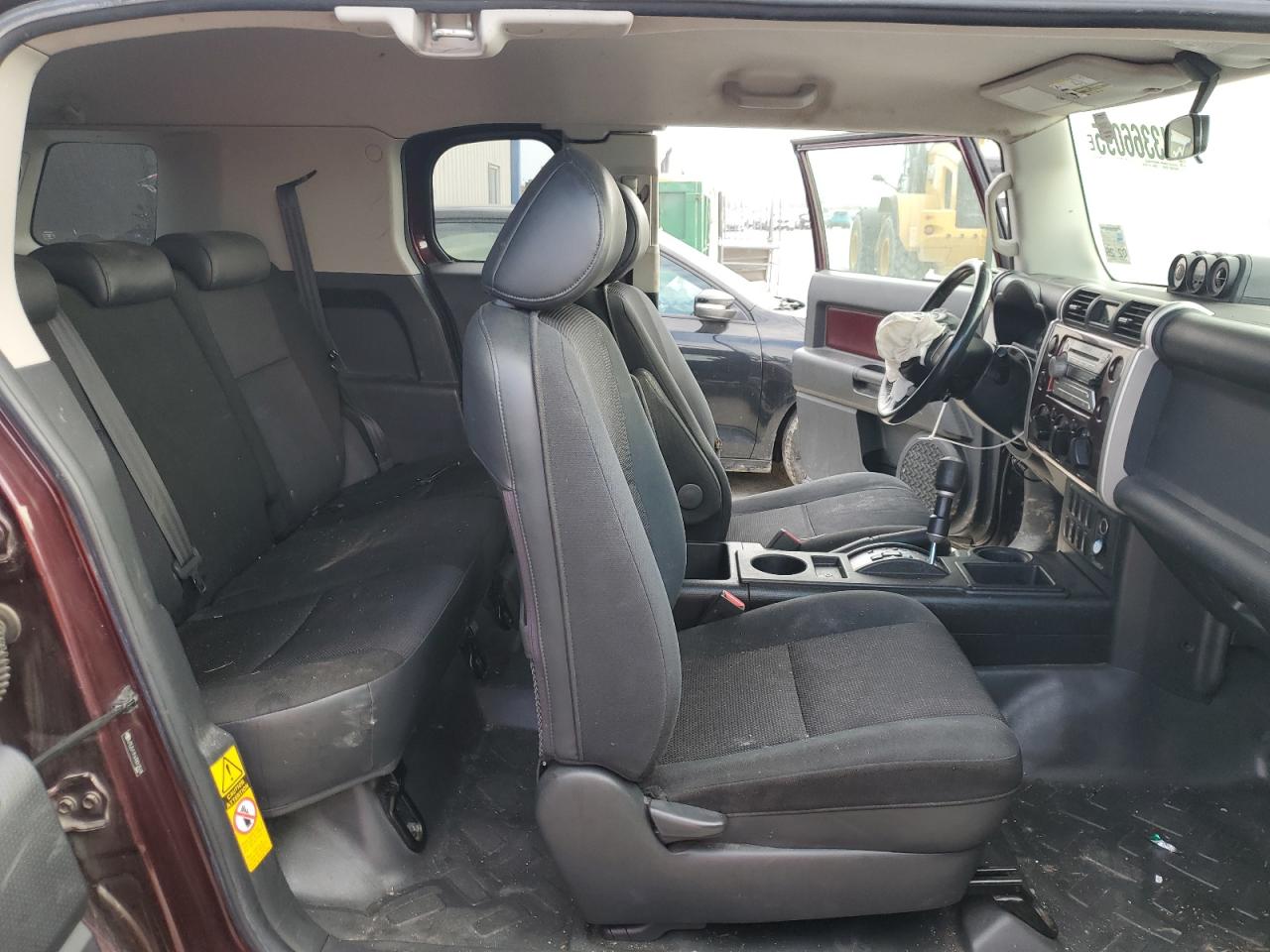 2007 Toyota FJ Cruiser - Image 11