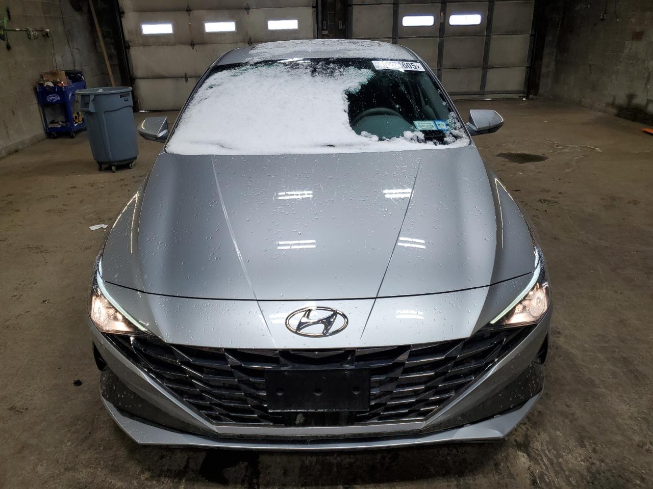2022 Hyundai Elantra - Image 5