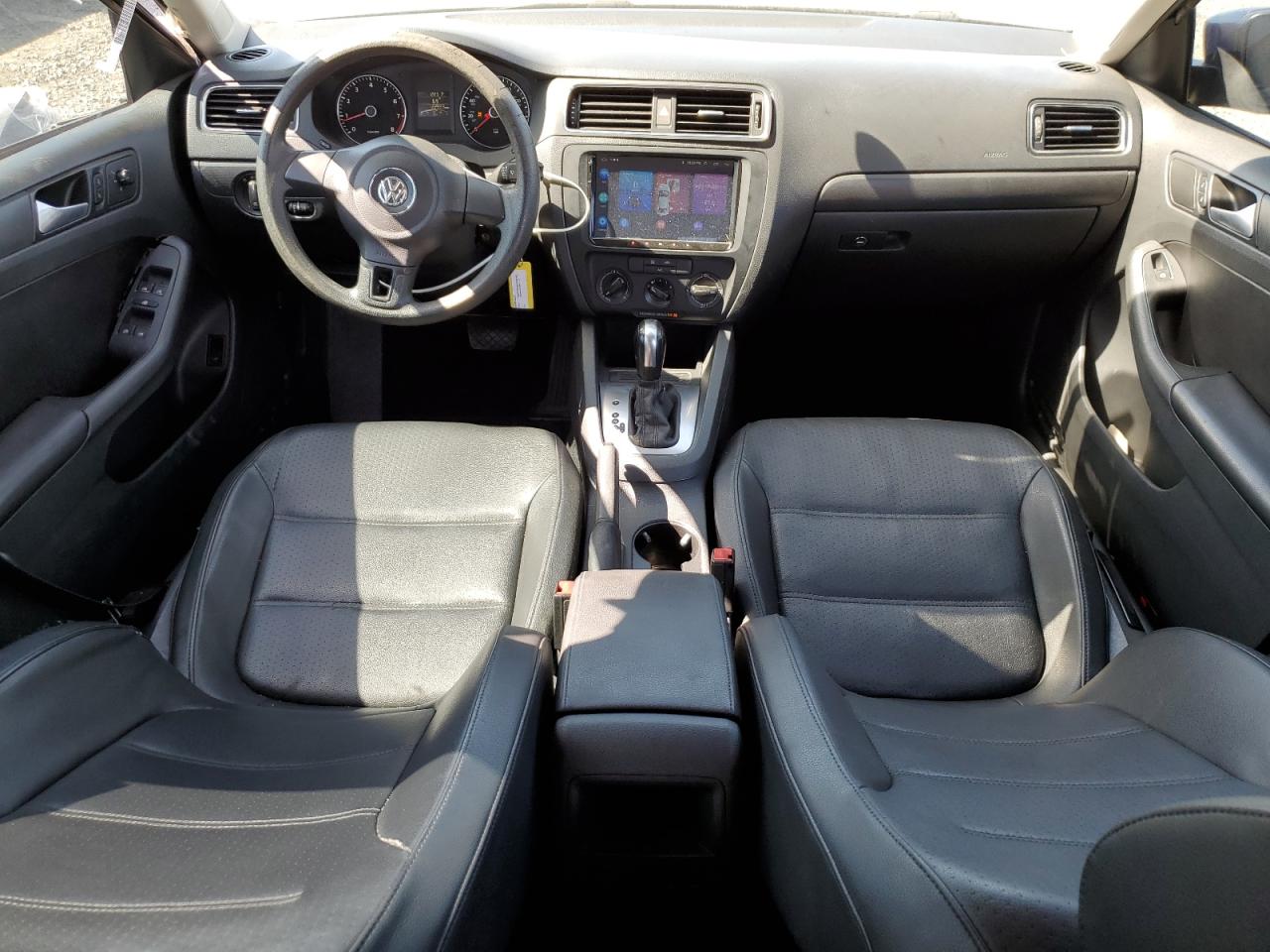 2014 Volkswagen Jetta - Image 8