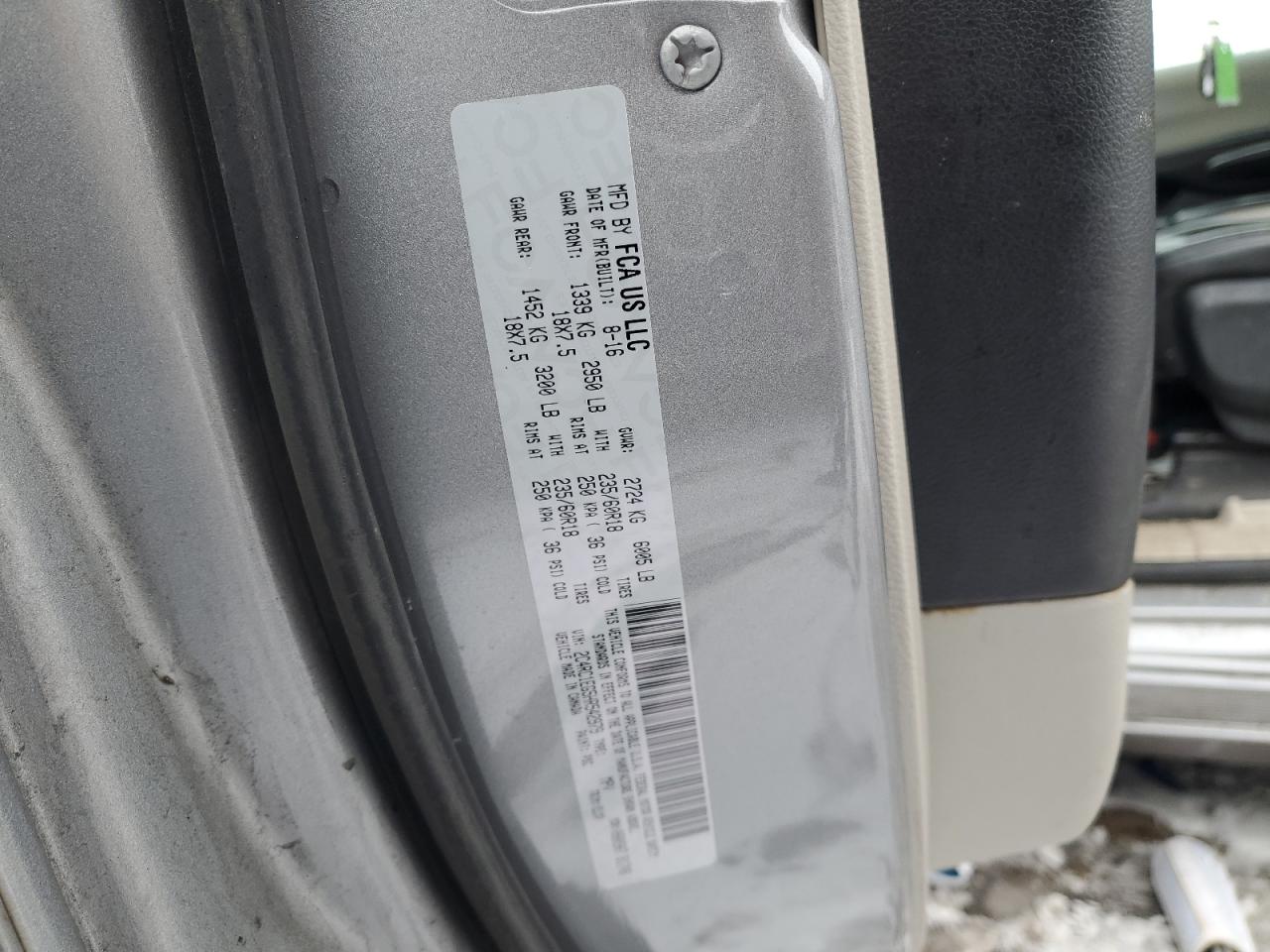 2017 Chrysler Pacifica - Image 15