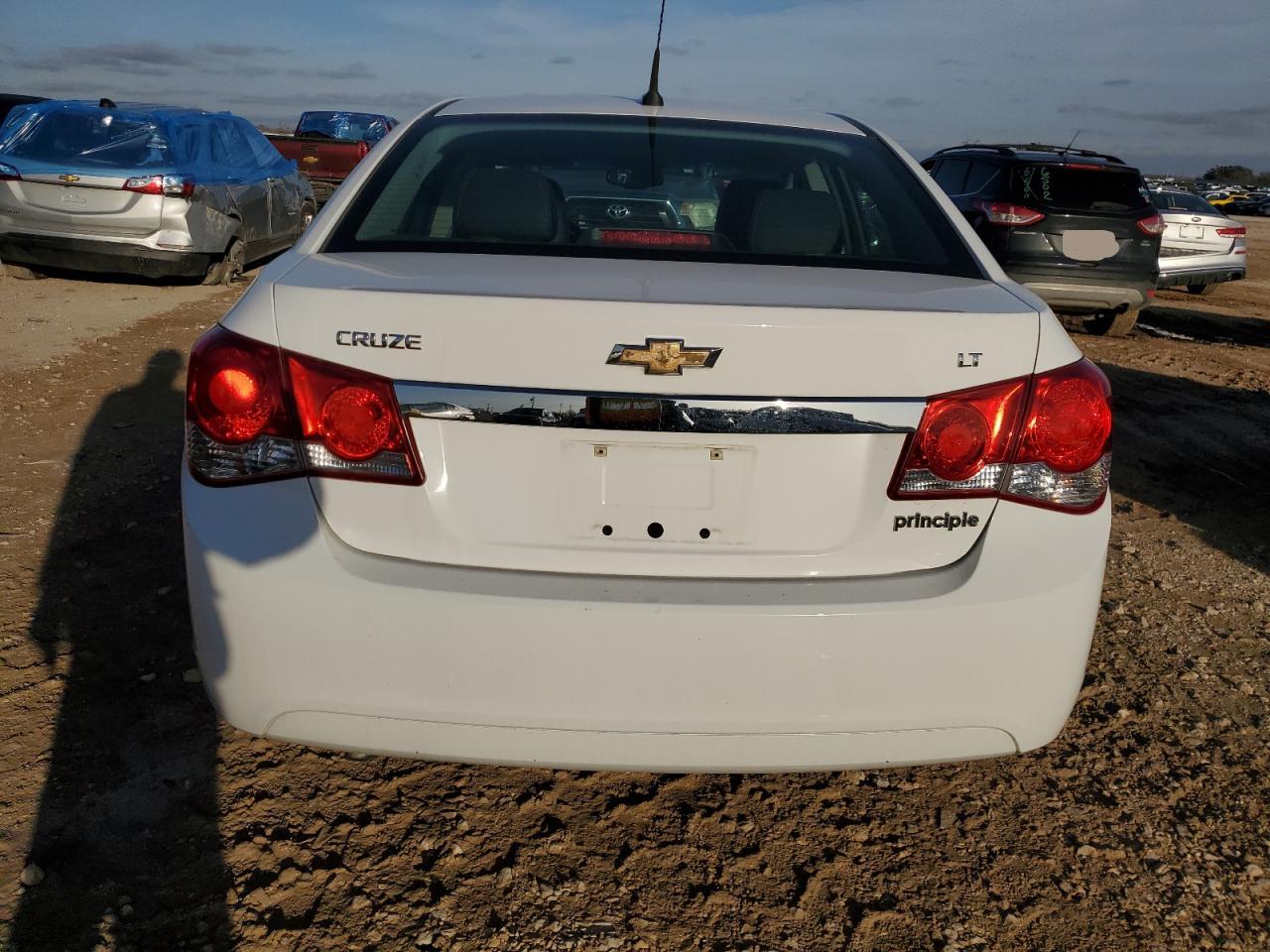 2014 Chevrolet Cruze - Image 6