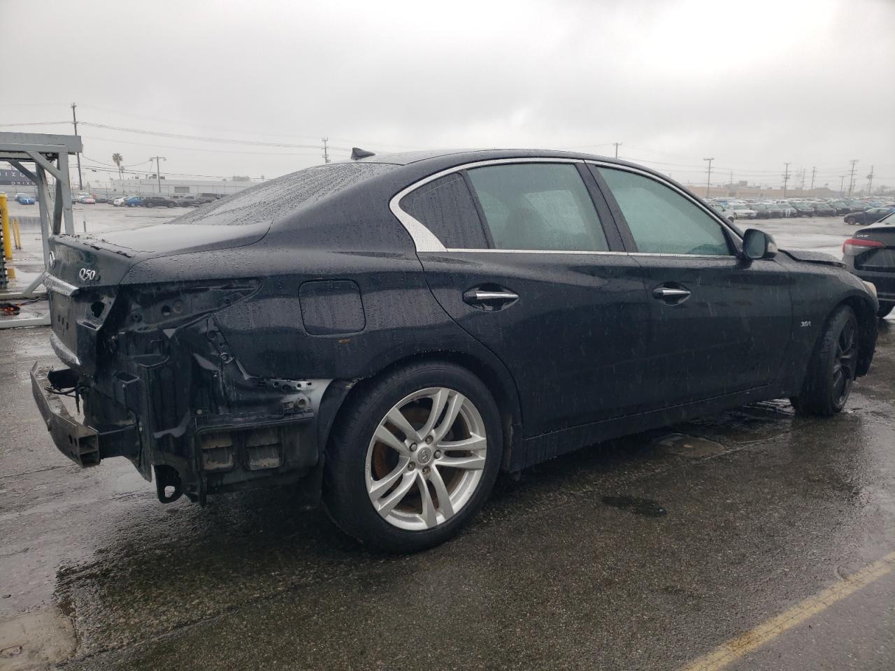 2017 Infiniti Q50 - Image 3
