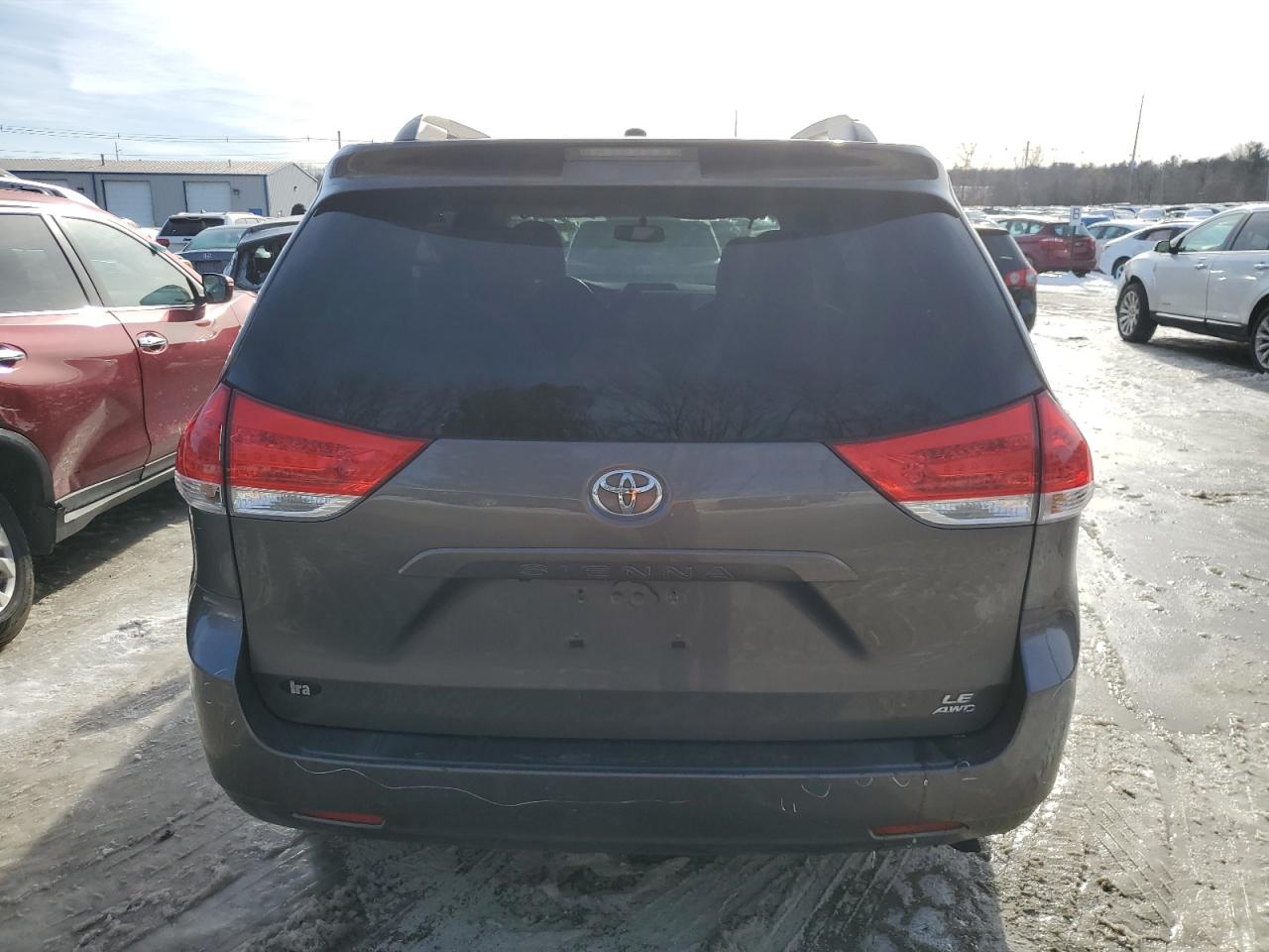 2011 Toyota Sienna Le VIN: 5TDJK3DC9BS027802 Lot: 86799414