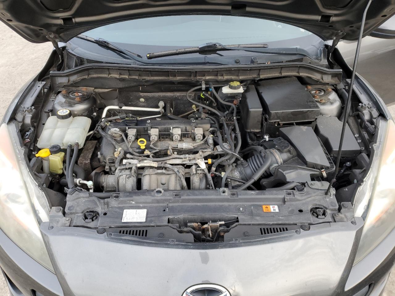 2012 Mazda 3 - Image 11