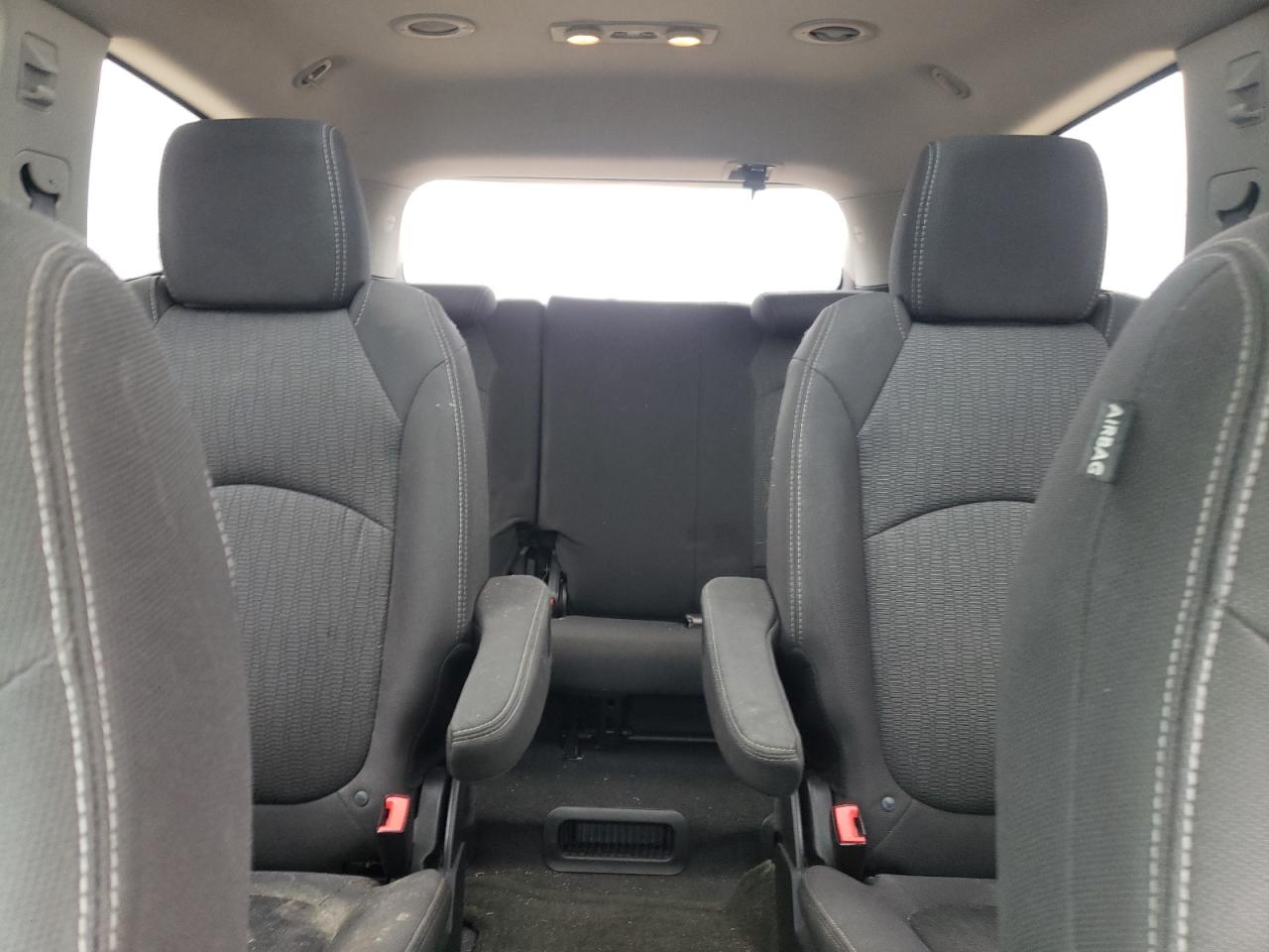 2013 Chevrolet Traverse - Image 10