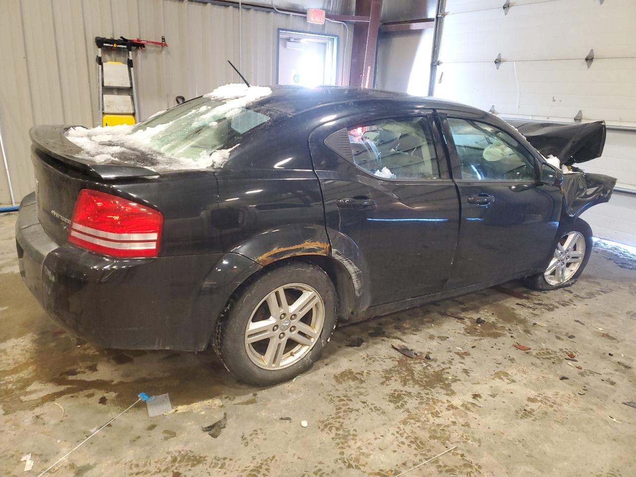 2010 Dodge Avenger - Image 3