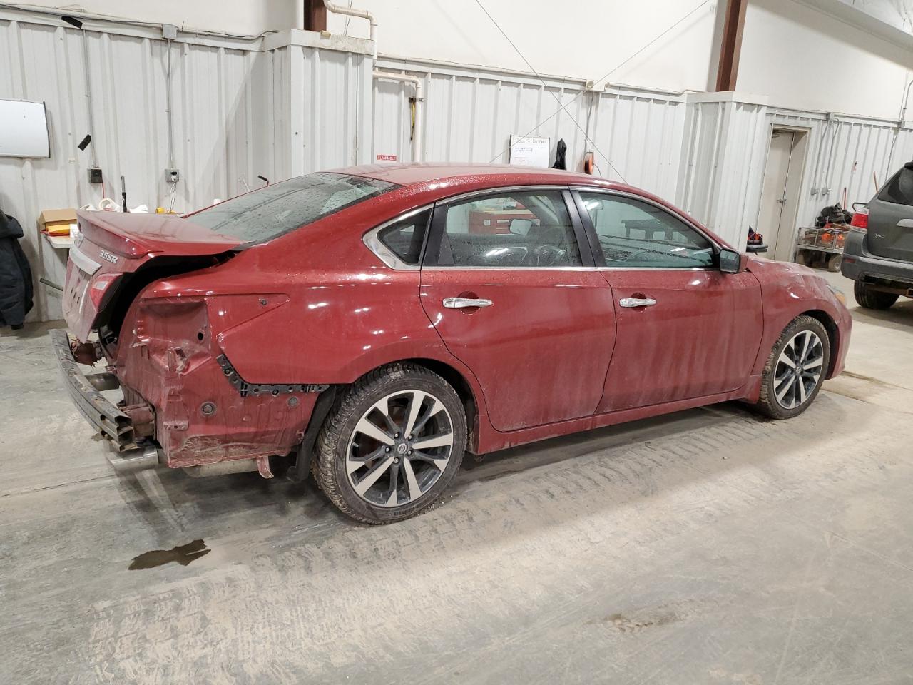2016 Nissan Altima - Image 3