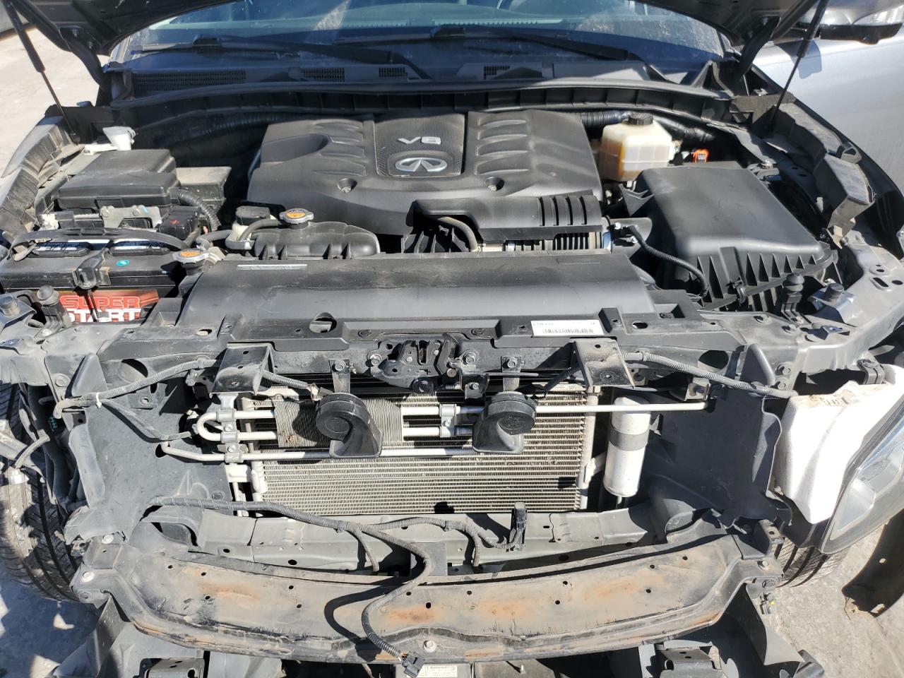 2016 Infiniti QX80 - Image 12