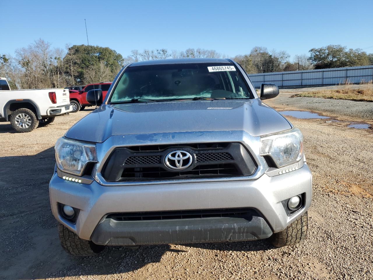 2015 Toyota Tacoma - Image 5