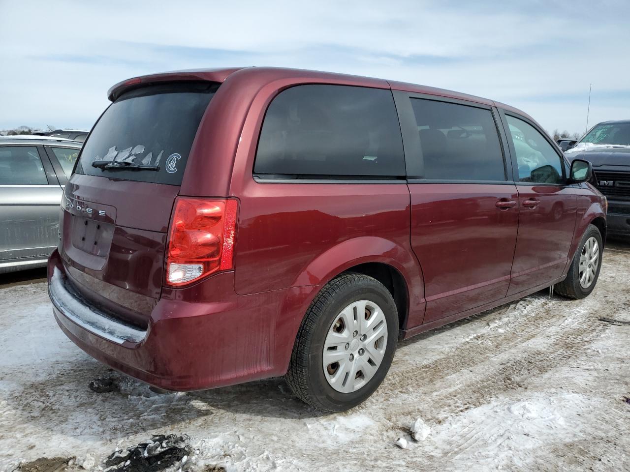 2018 Dodge Caravan - Image 3