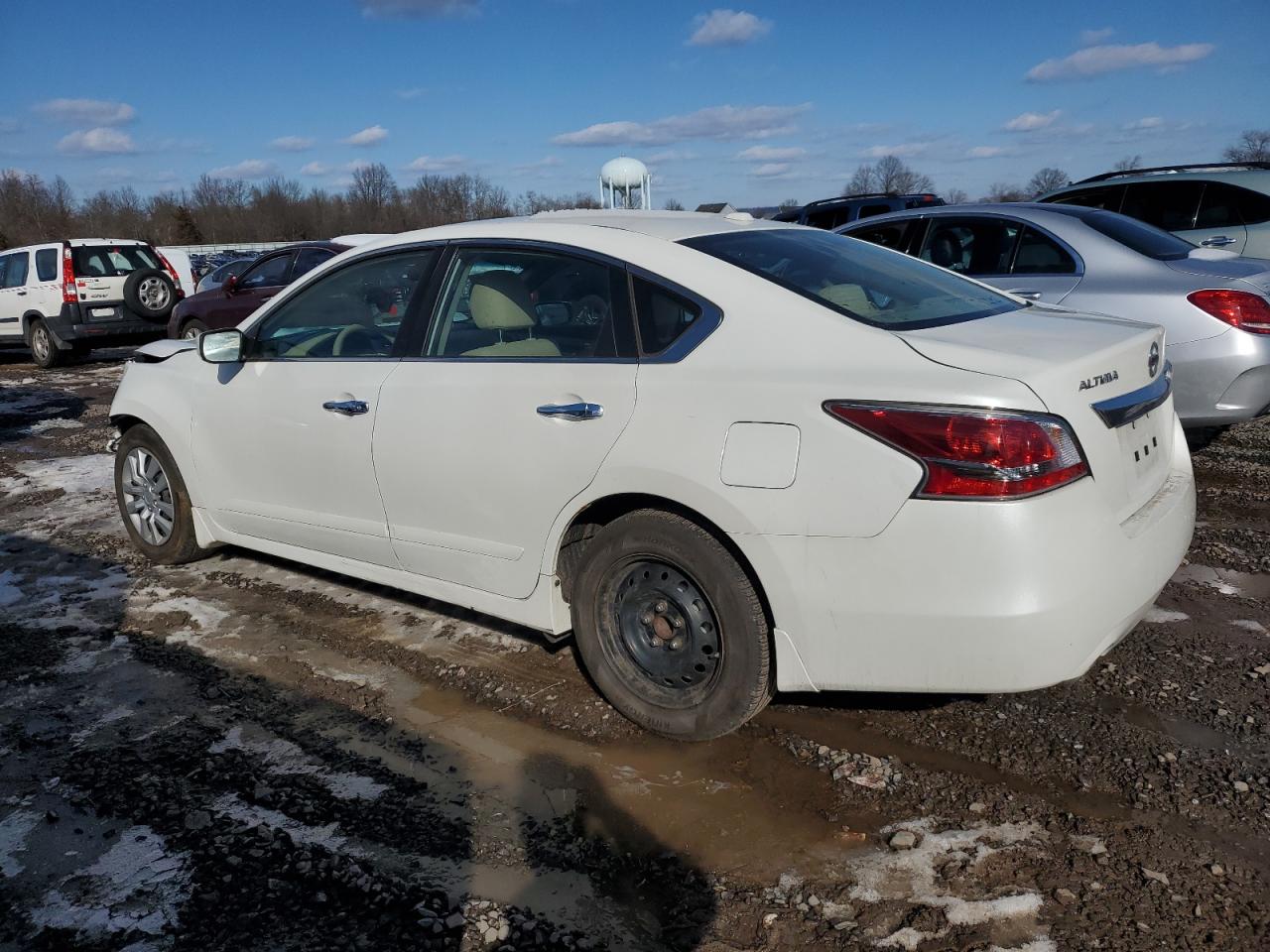 2015 Nissan Altima - Image 2