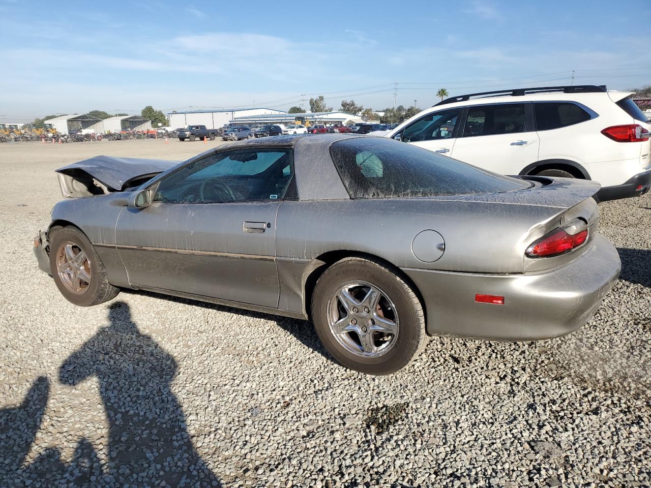 1999 Chevrolet Camaro - Image 2