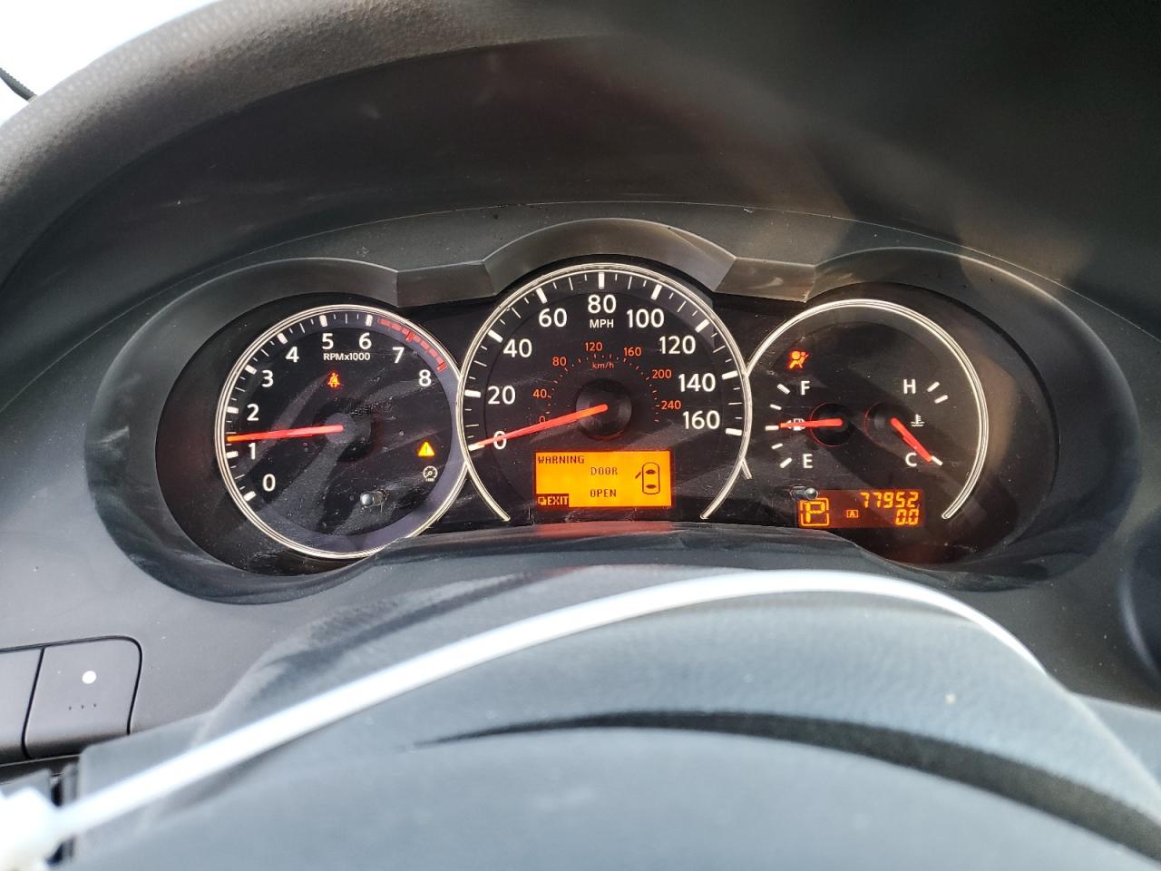 2010 Nissan Altima - Image 9