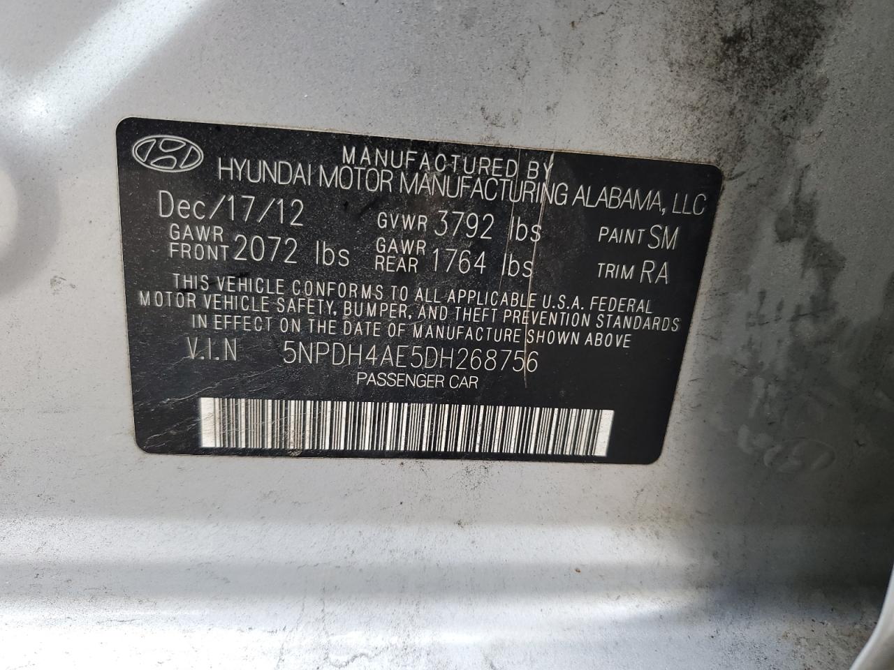 2013 Hyundai Elantra - Image 12