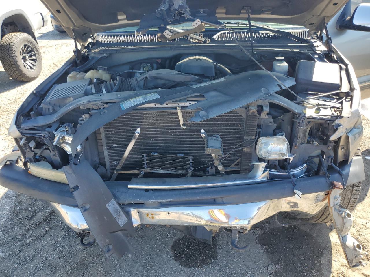 2000 Chevrolet Silverado K1500 VIN: 2GCEK19T7Y1190334 Lot: 63874765