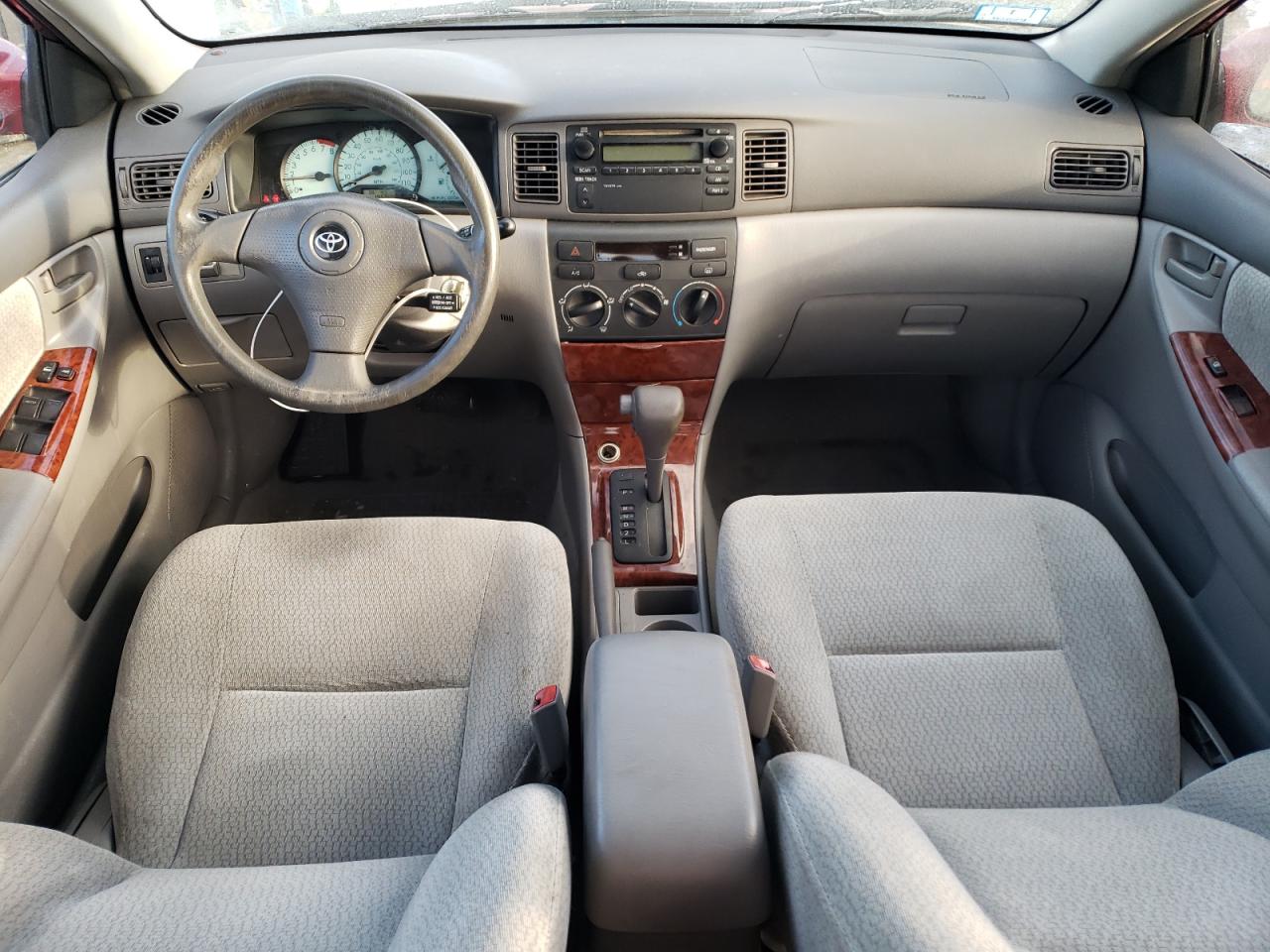 2004 Toyota Corolla - Image 8