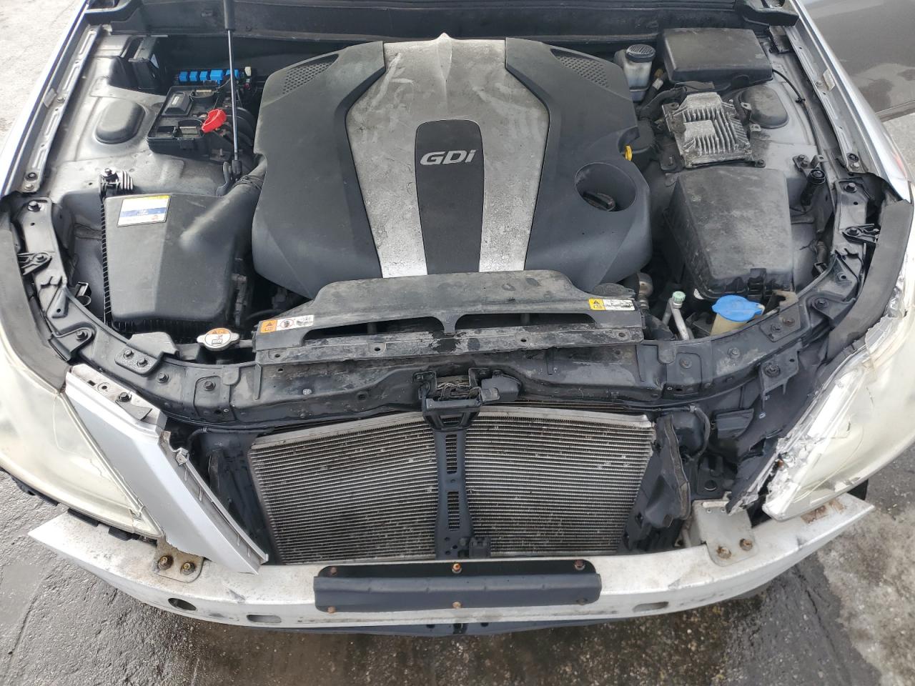 2012 Hyundai Genesis - Image 11