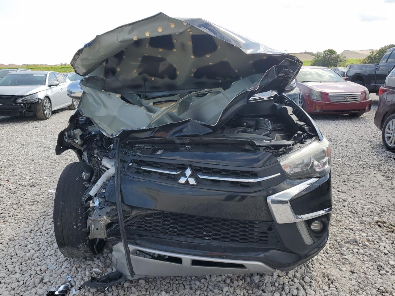 2018 Mitsubishi Outlander - Image 5
