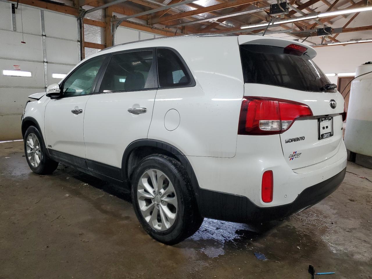 2015 Kia Sorento - Image 2