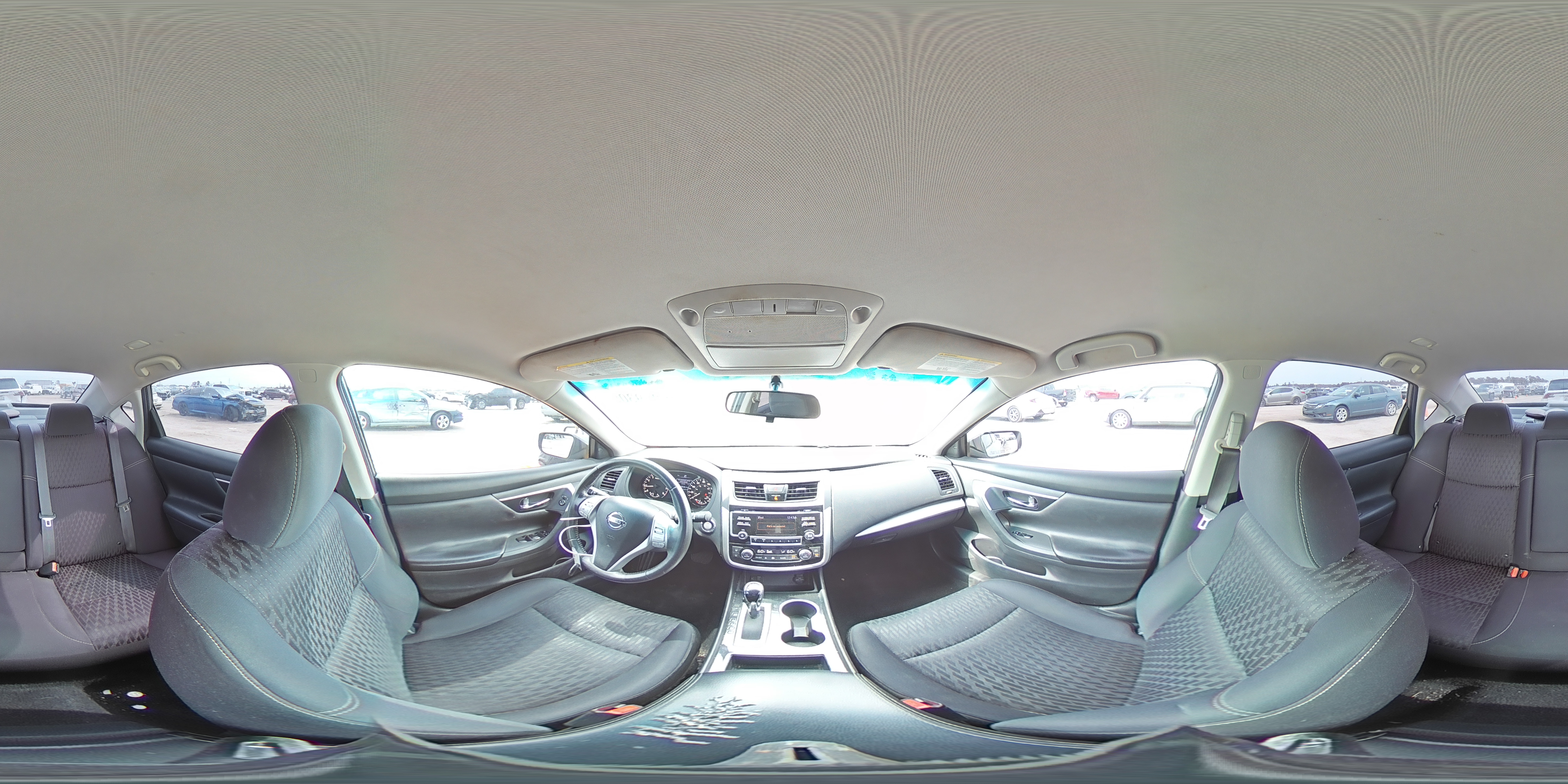 2018 Nissan Altima - Image 12