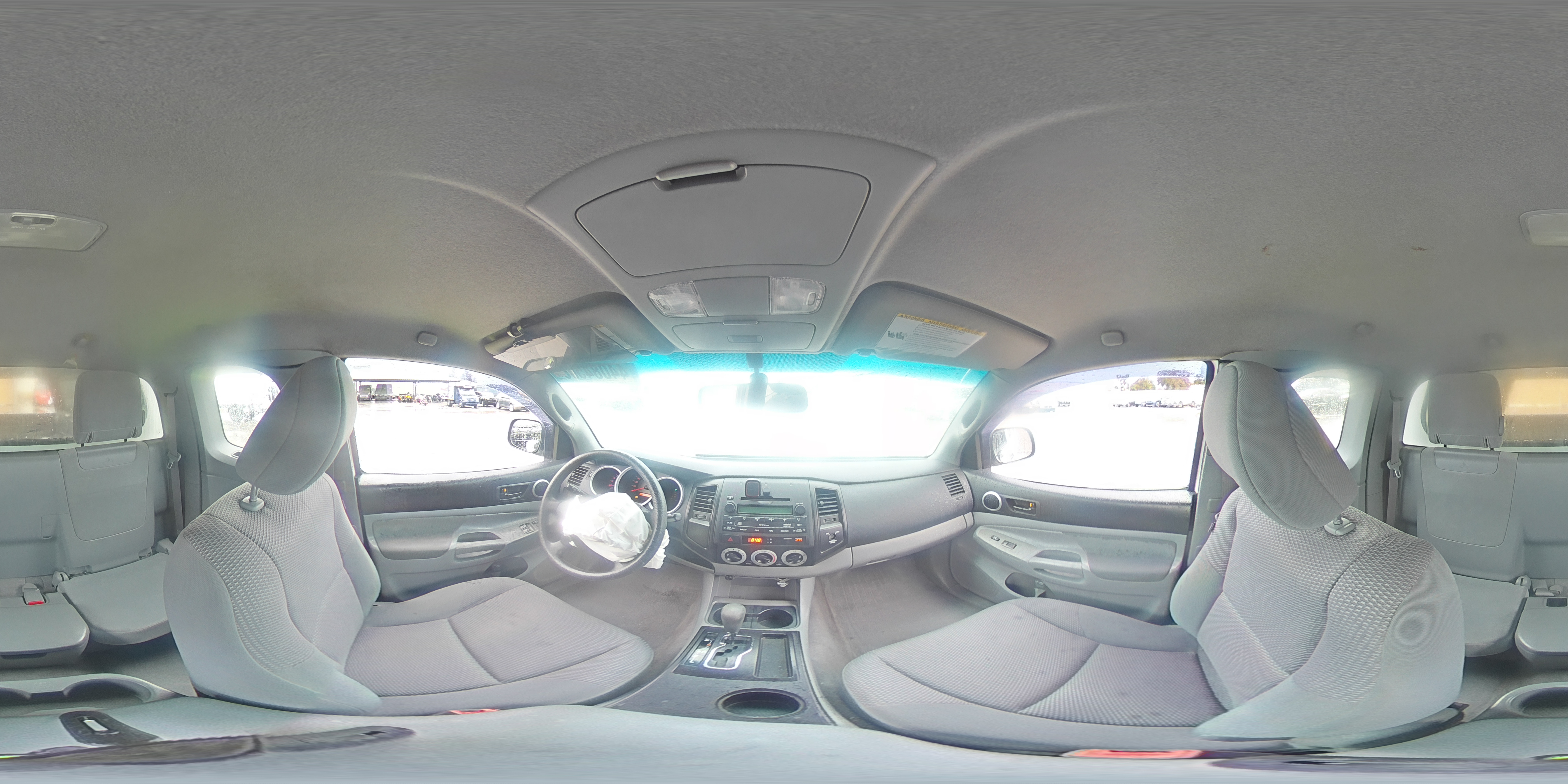 2010 Toyota Tacoma - Image 13
