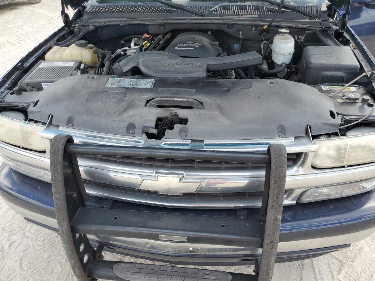 2006 Chevrolet Suburban - Image 12