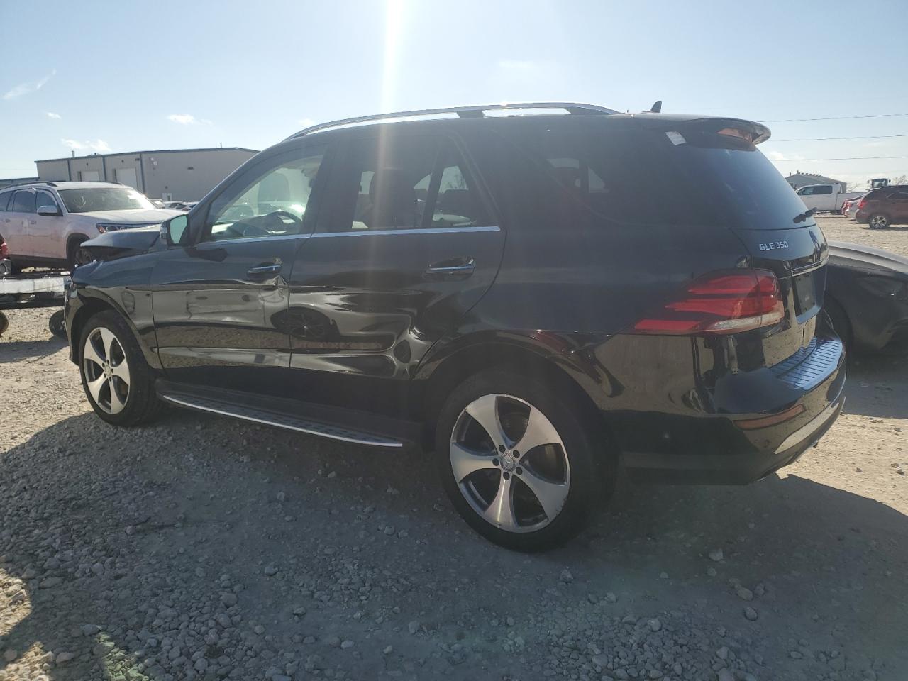 2017 Mercedes-Benz GLE - Image 2