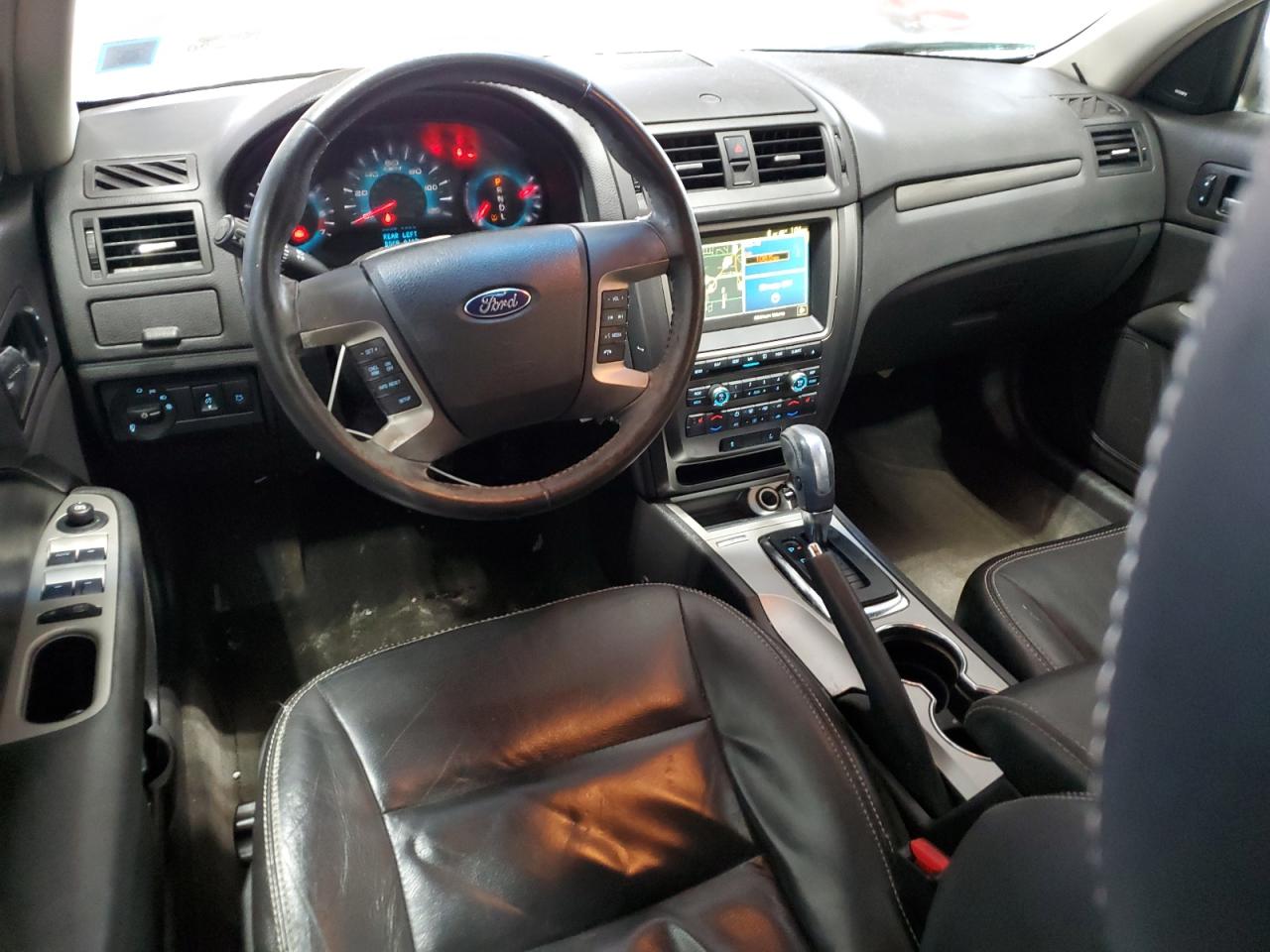 2010 Ford Fusion - Image 8