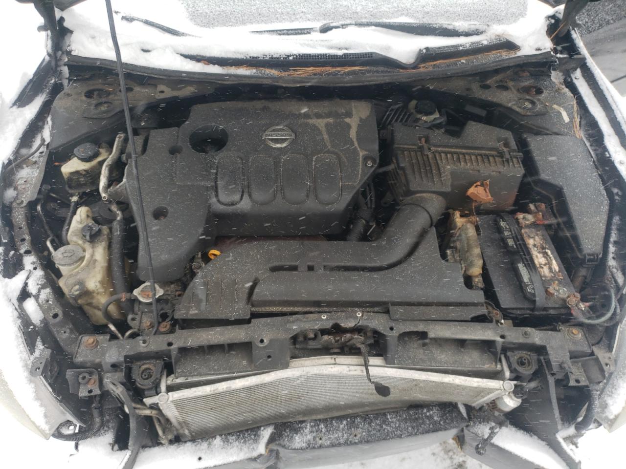 2009 Nissan Altima - Image 12