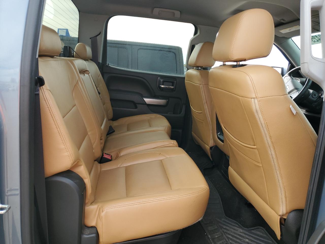 2016 Chevrolet Silverado - Image 10