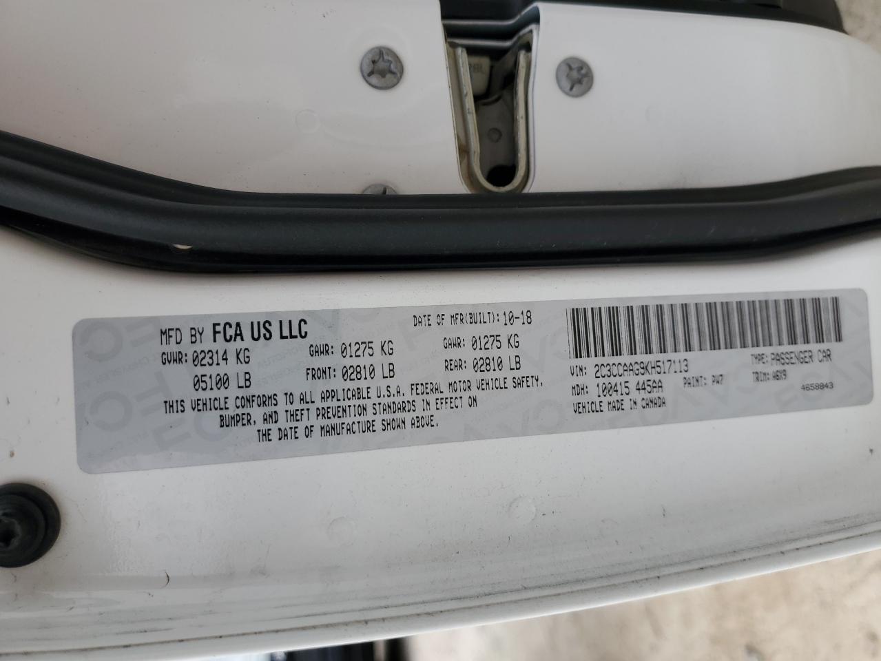 2019 Chrysler 300 - Image 13