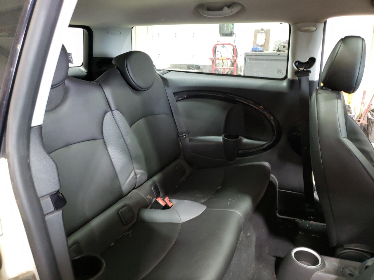 2009 MINI Cooper - Image 10