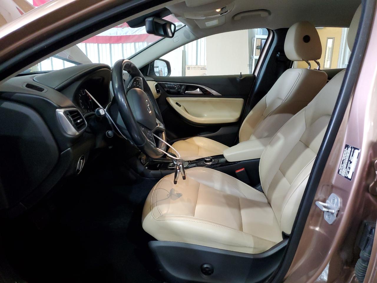 2018 Infiniti QX30 - Image 7