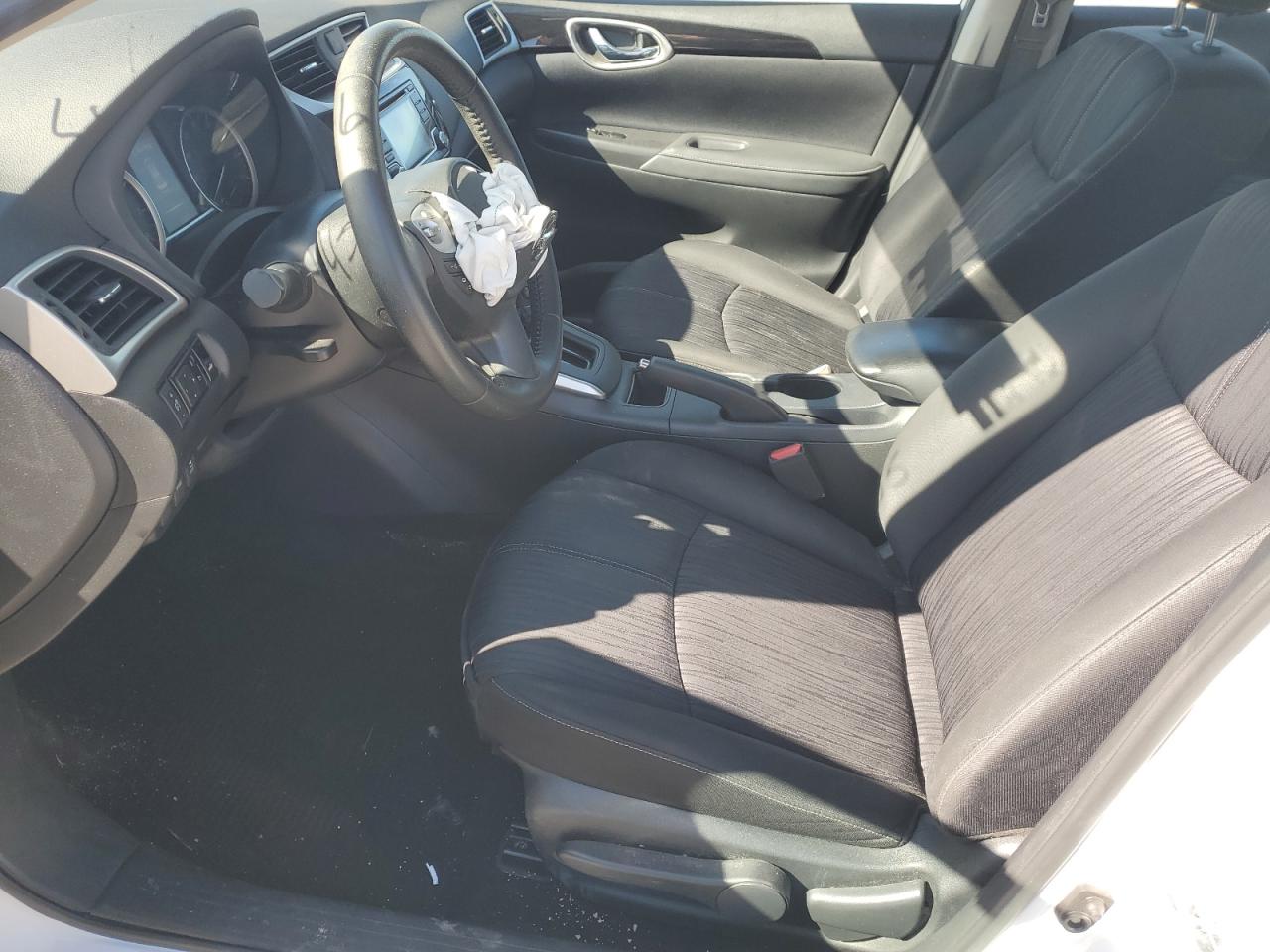 2018 Nissan Sentra - Image 7