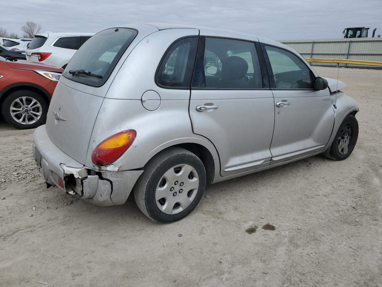 2004 Chrysler PT Cruiser - Image 3
