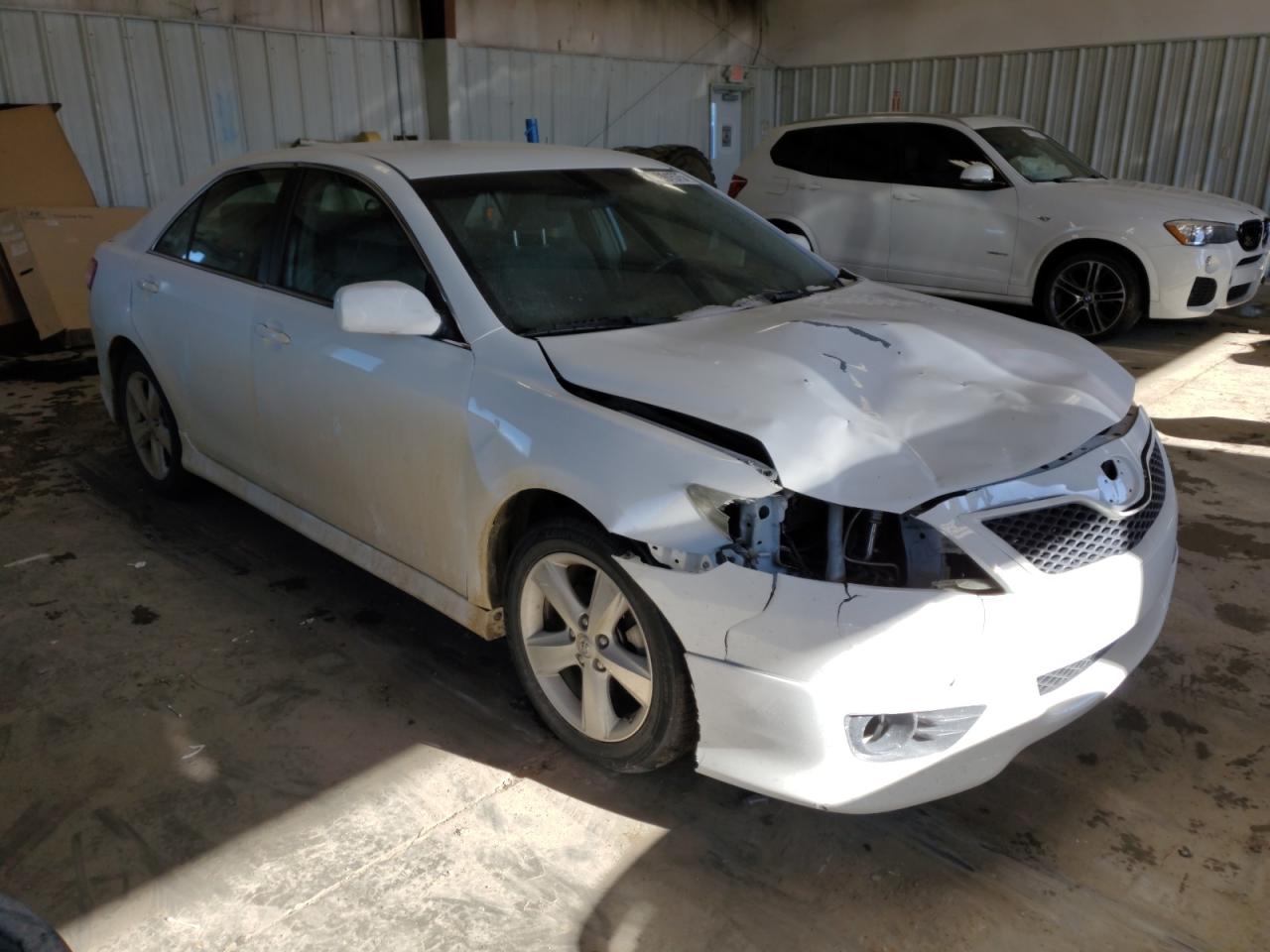 2011 Toyota Camry - Image 4