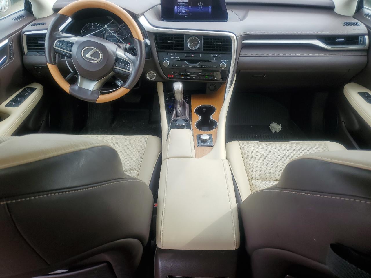 2019 Lexus RX - Image 8