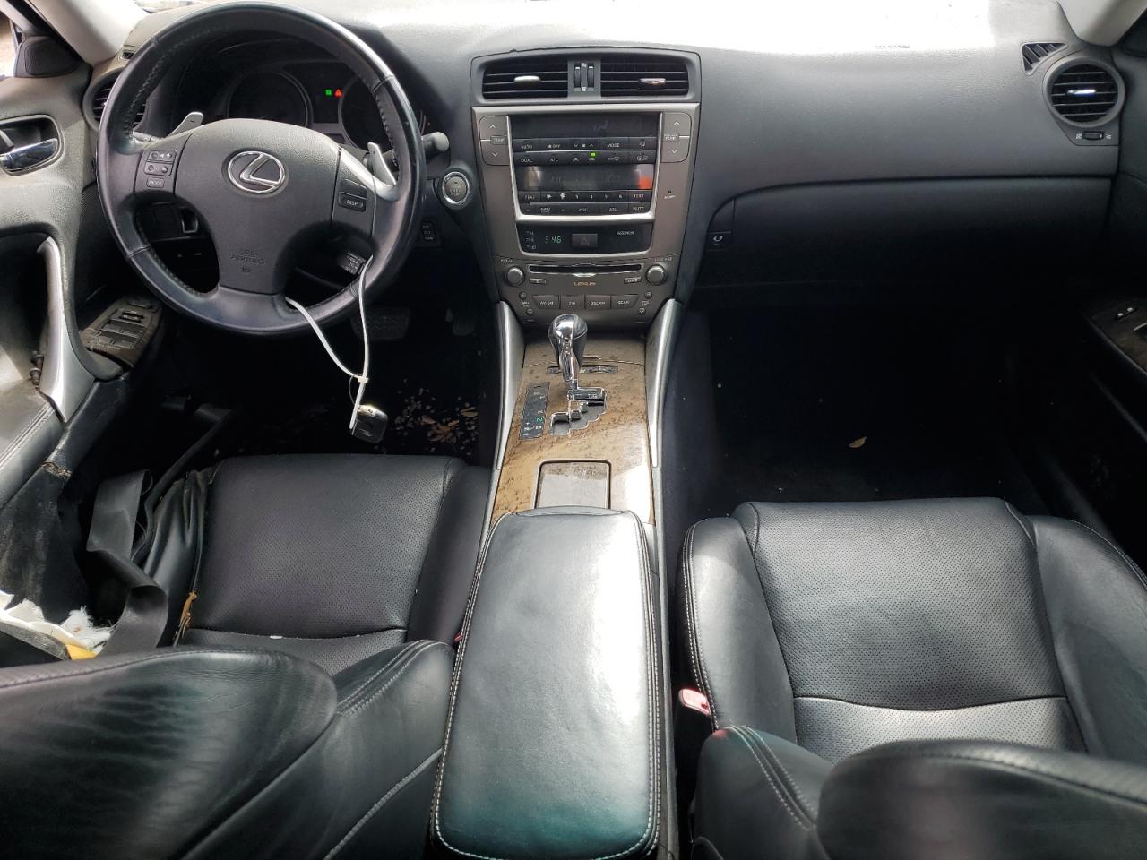 2009 Lexus IS - Image 8