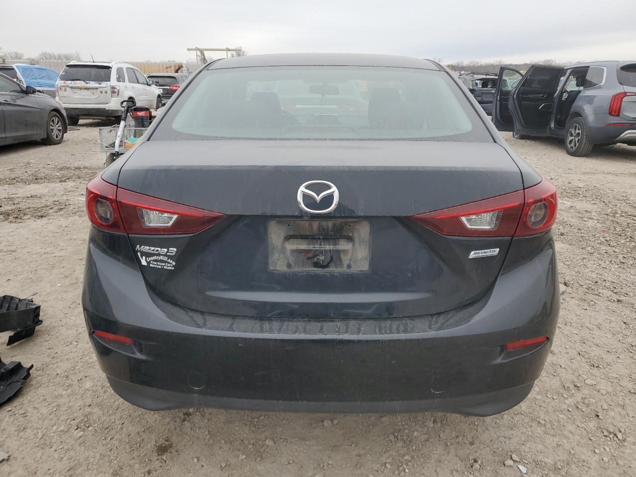 2016 Mazda 3 - Image 6