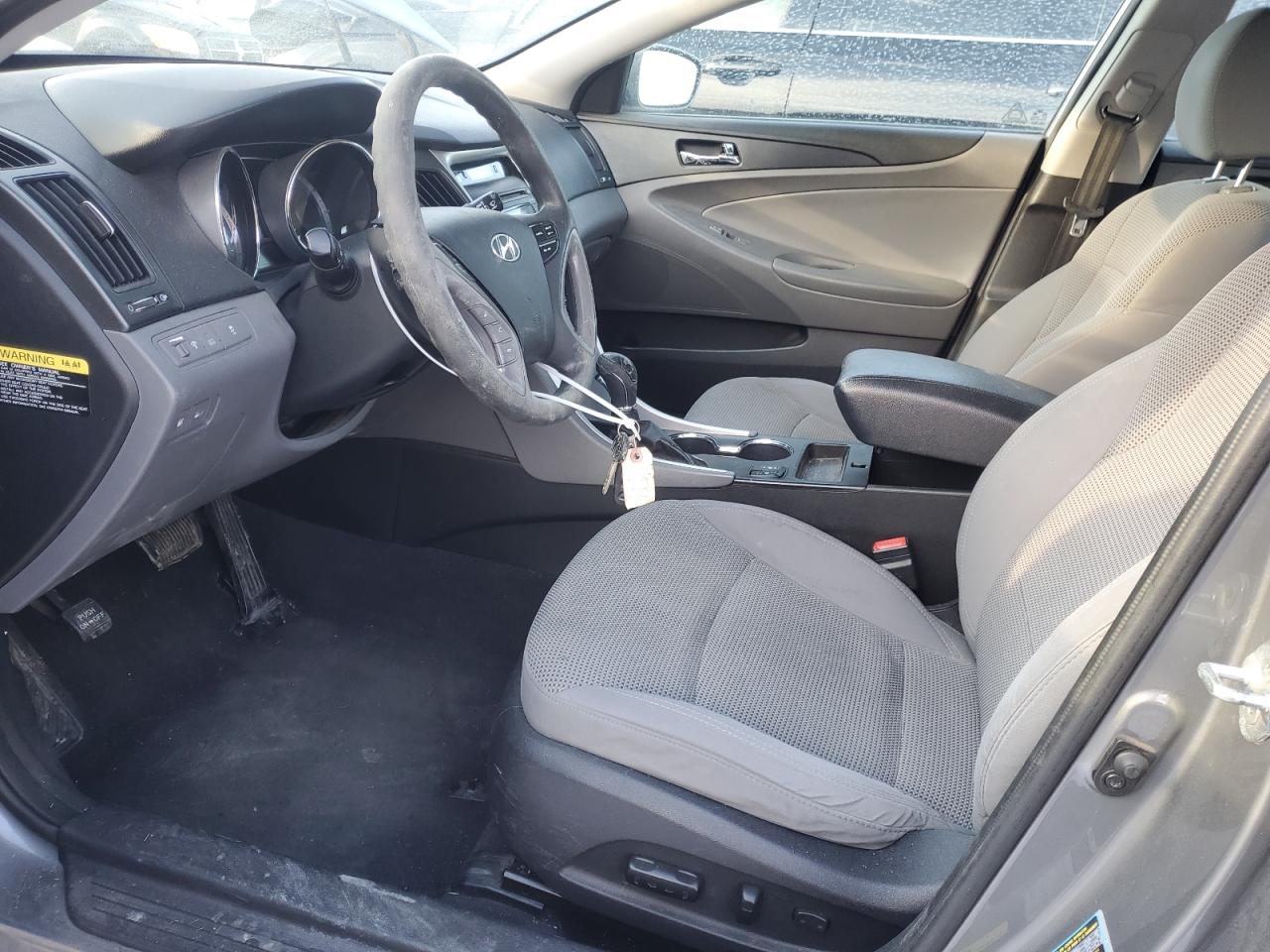 2013 Hyundai Sonata - Image 7