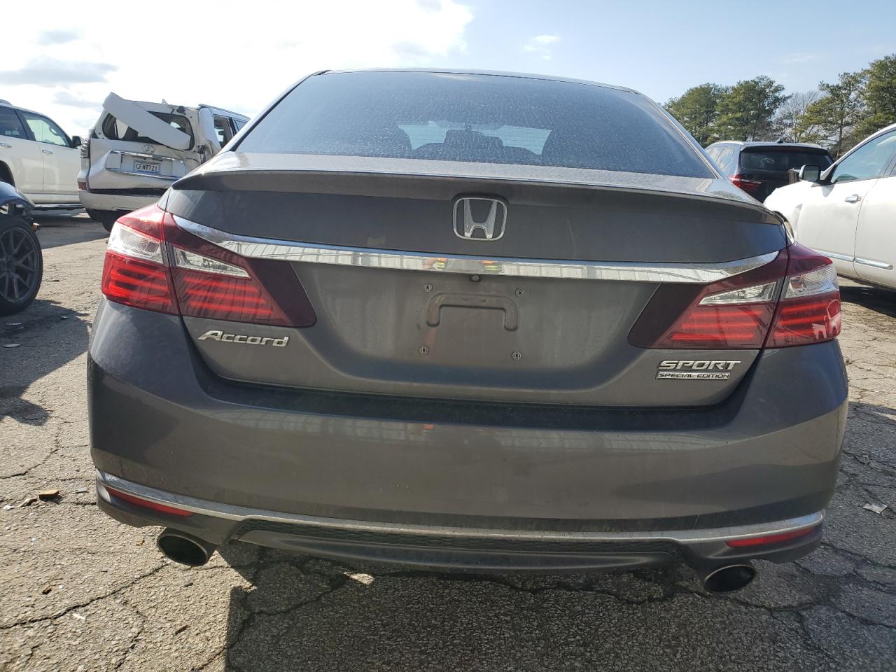 2017 Honda Accord - Image 6