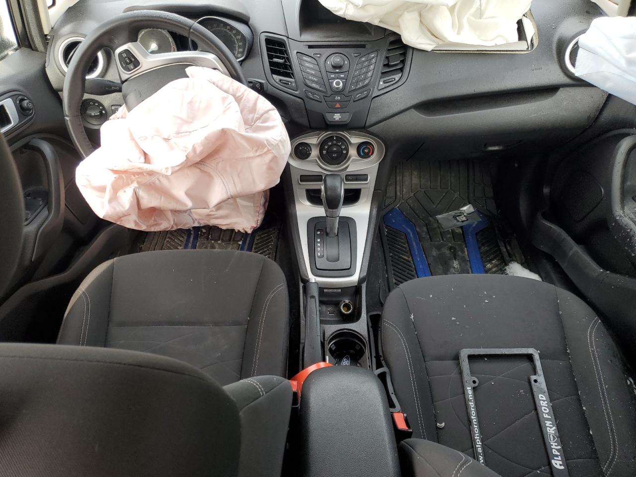 2015 Ford Fiesta - Image 8
