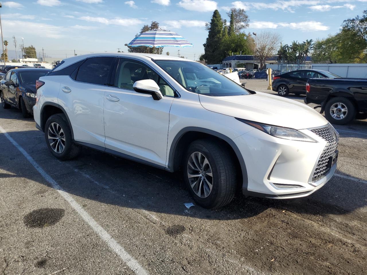 2020 Lexus RX - Image 4