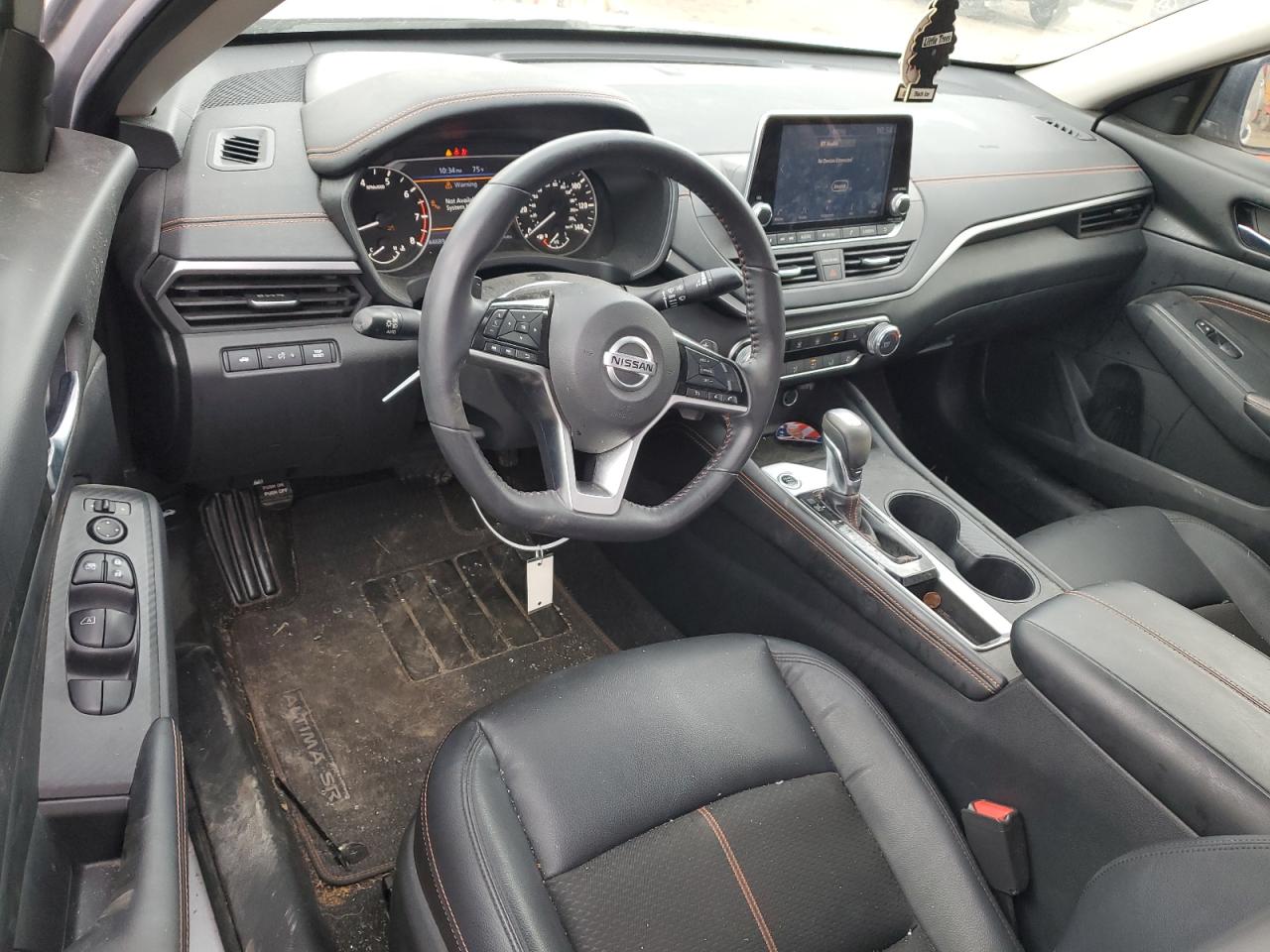 2020 Nissan Altima - Image 8