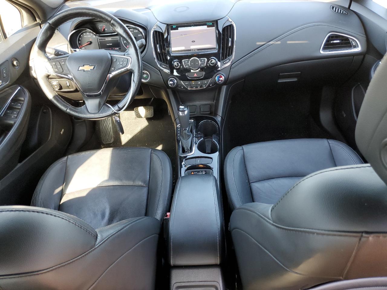 2017 Chevrolet Cruze - Image 8