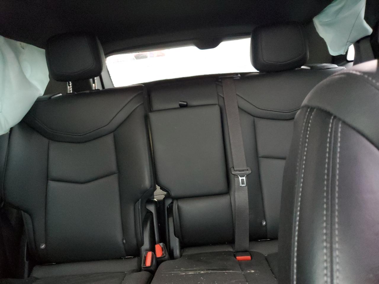 2021 Cadillac XT5 - Image 10