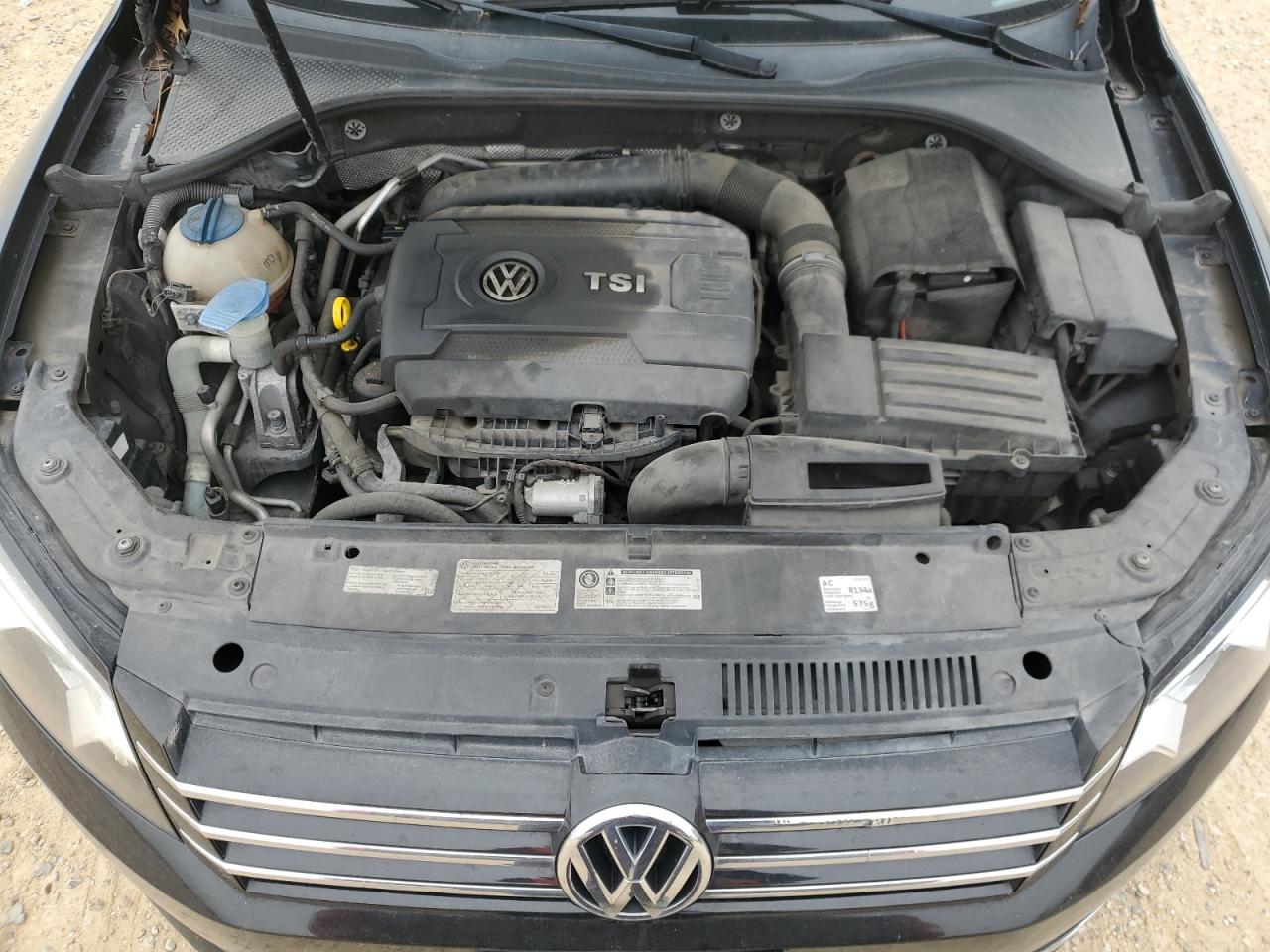 2014 Volkswagen Passat - Image 11