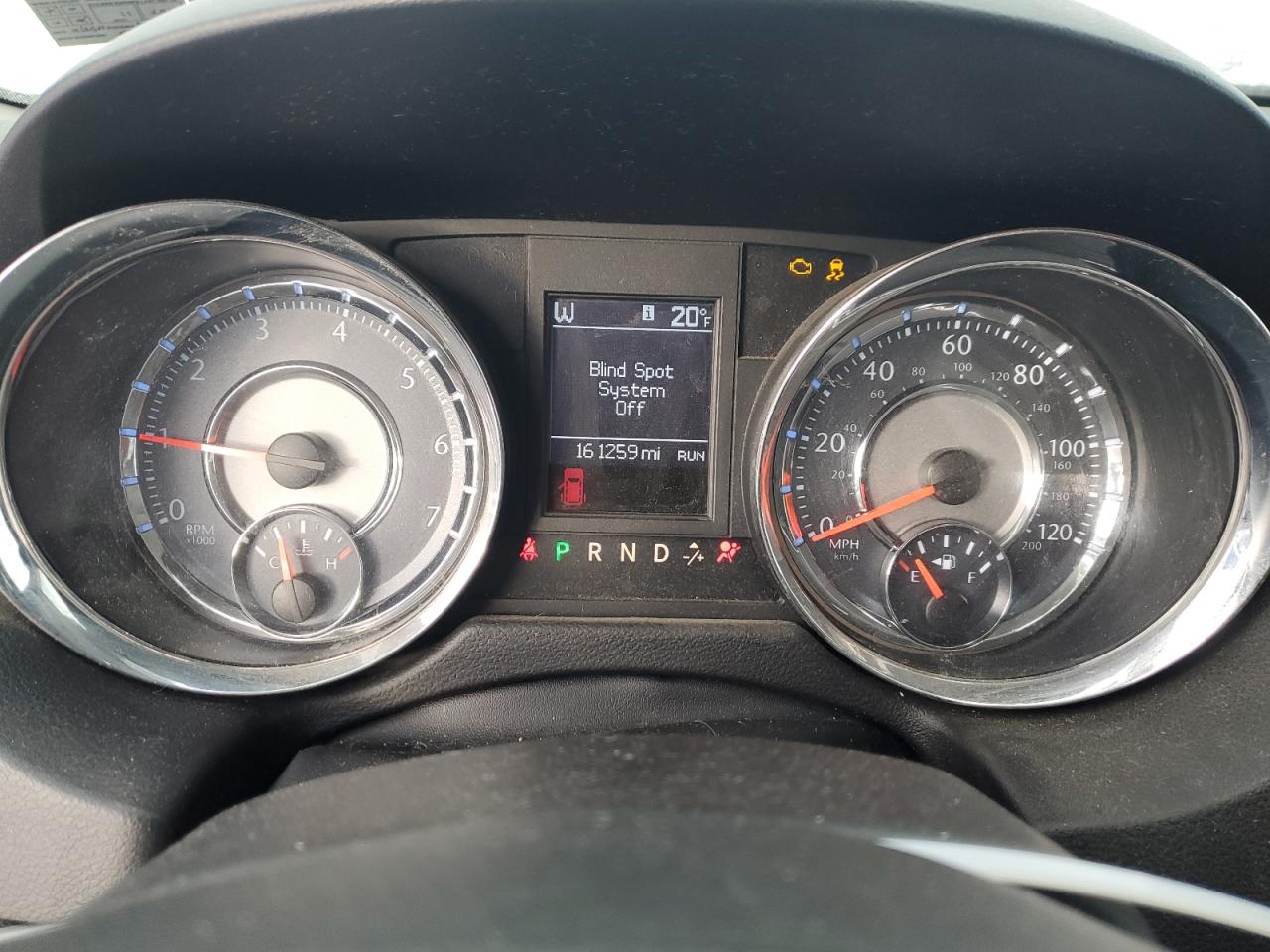 2013 Chrysler Town & Country - Image 9