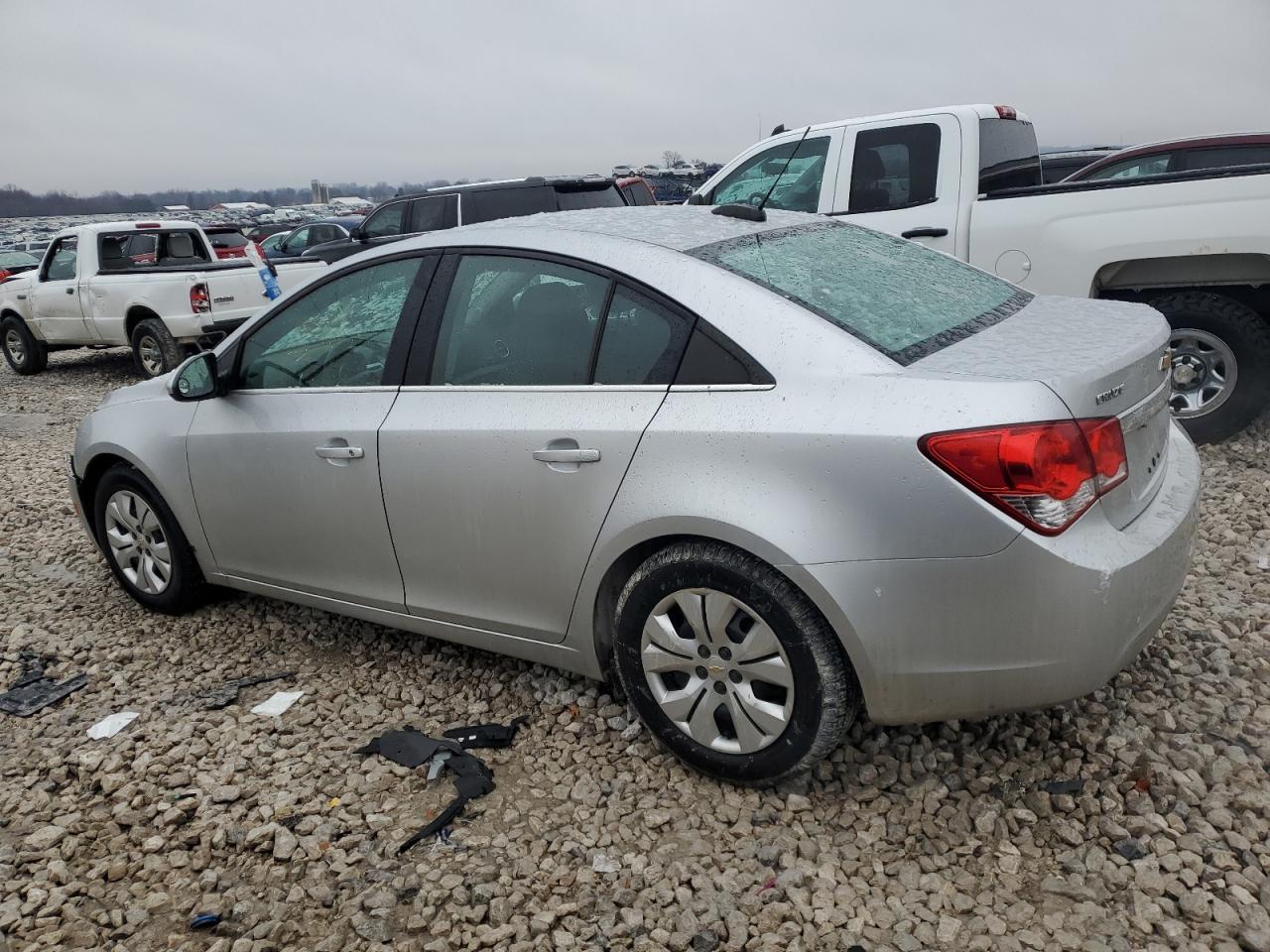 2015 Chevrolet Cruze - Image 2