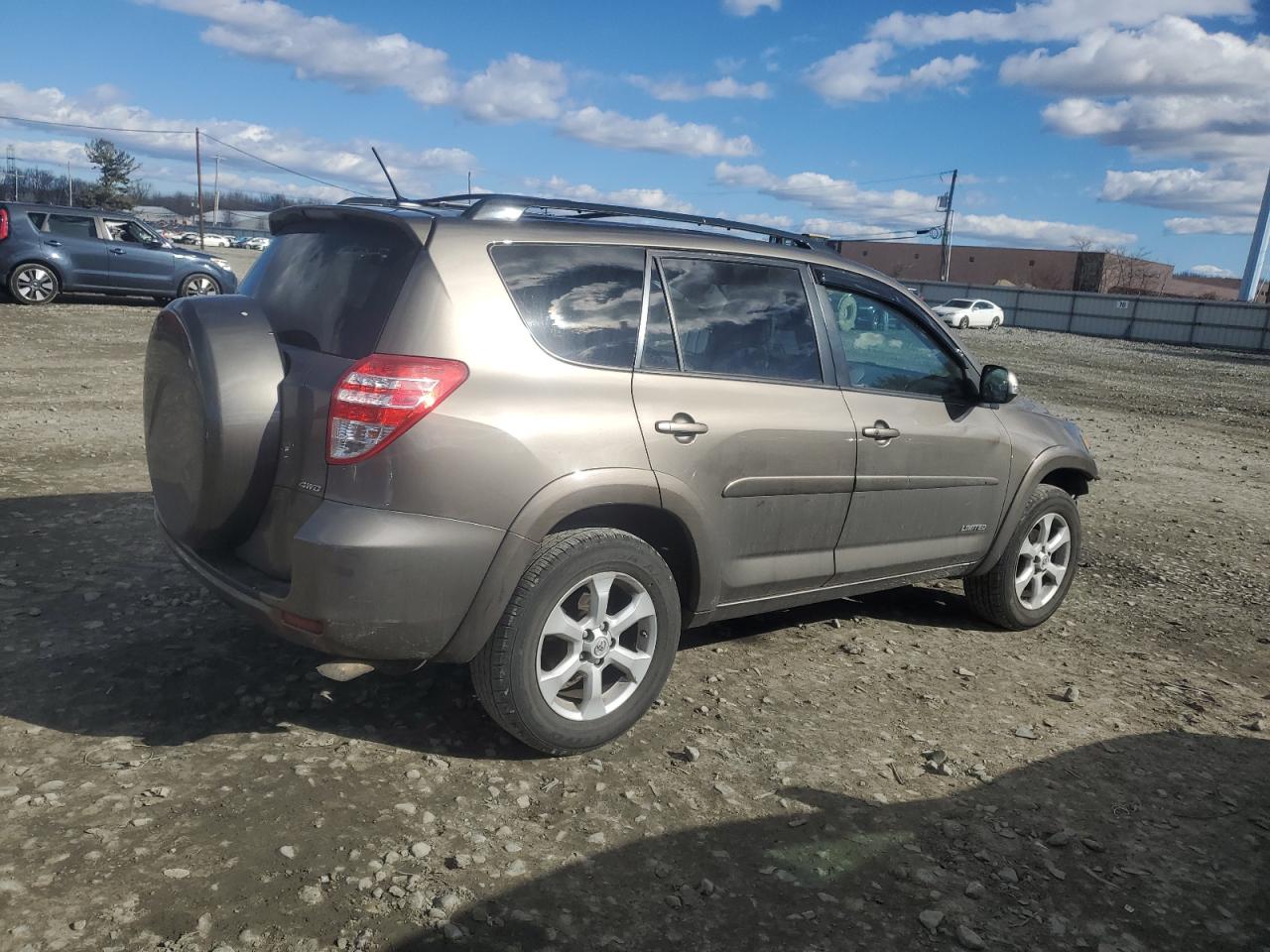 2010 Toyota RAV 4 - Image 3